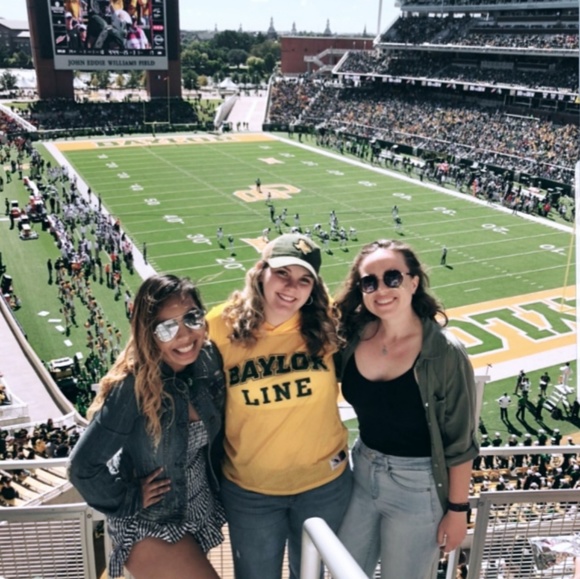 Meet your Posher, Kimberly - Picture 5 of 5